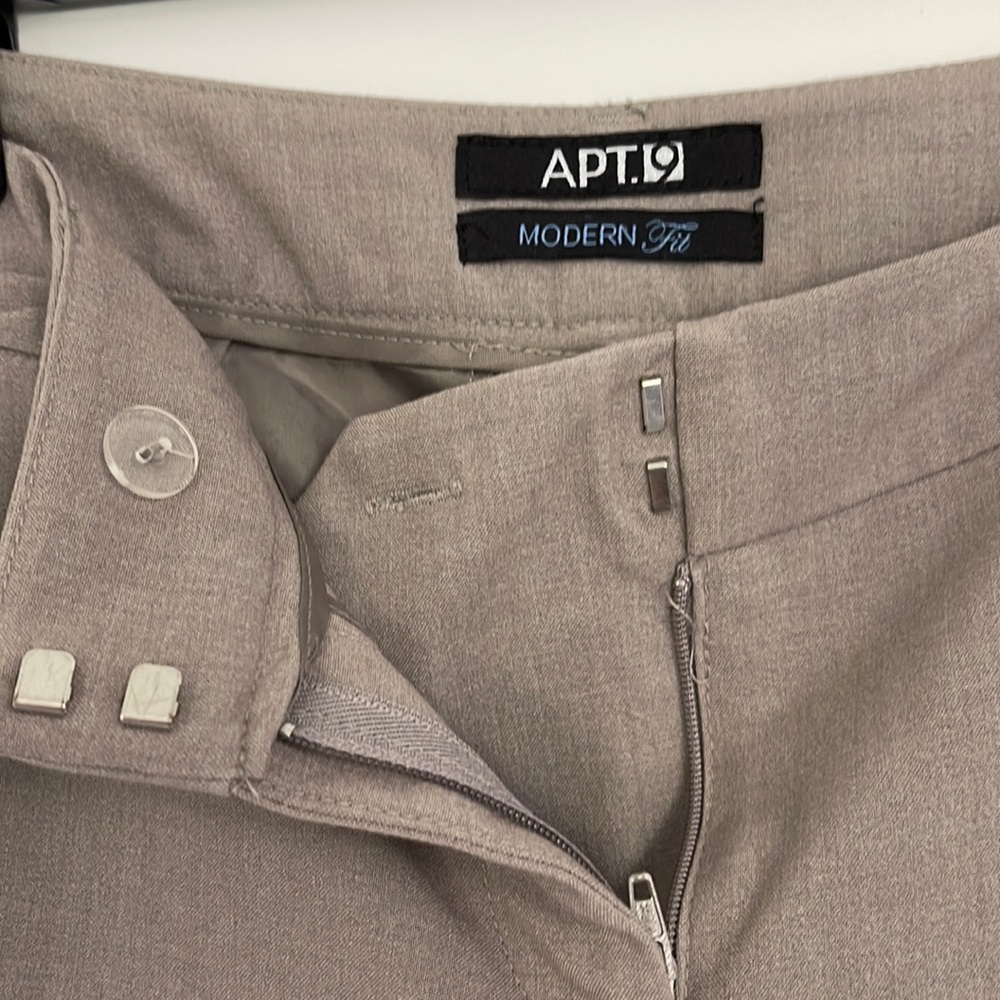 APT.9 slacks size 4 Modern Fit. - Picture 1 of 6